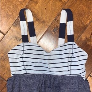 Cute Lululemon tank! Size 8